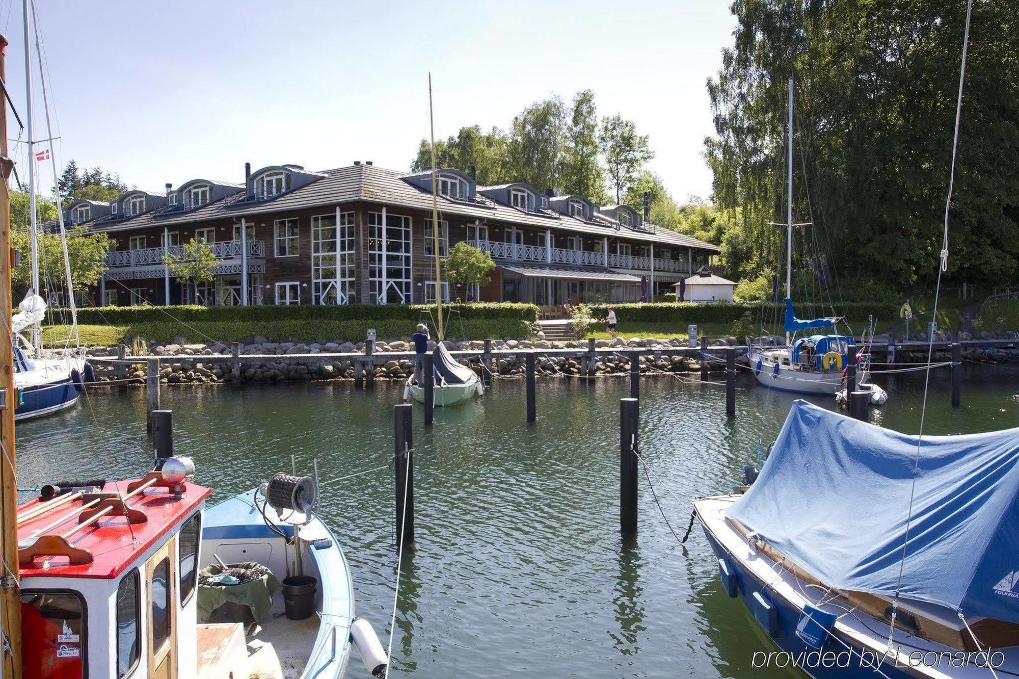 Comwell Kongebrogaarden Hotel มิดเดลฟาร์ท ภายนอก รูปภาพ